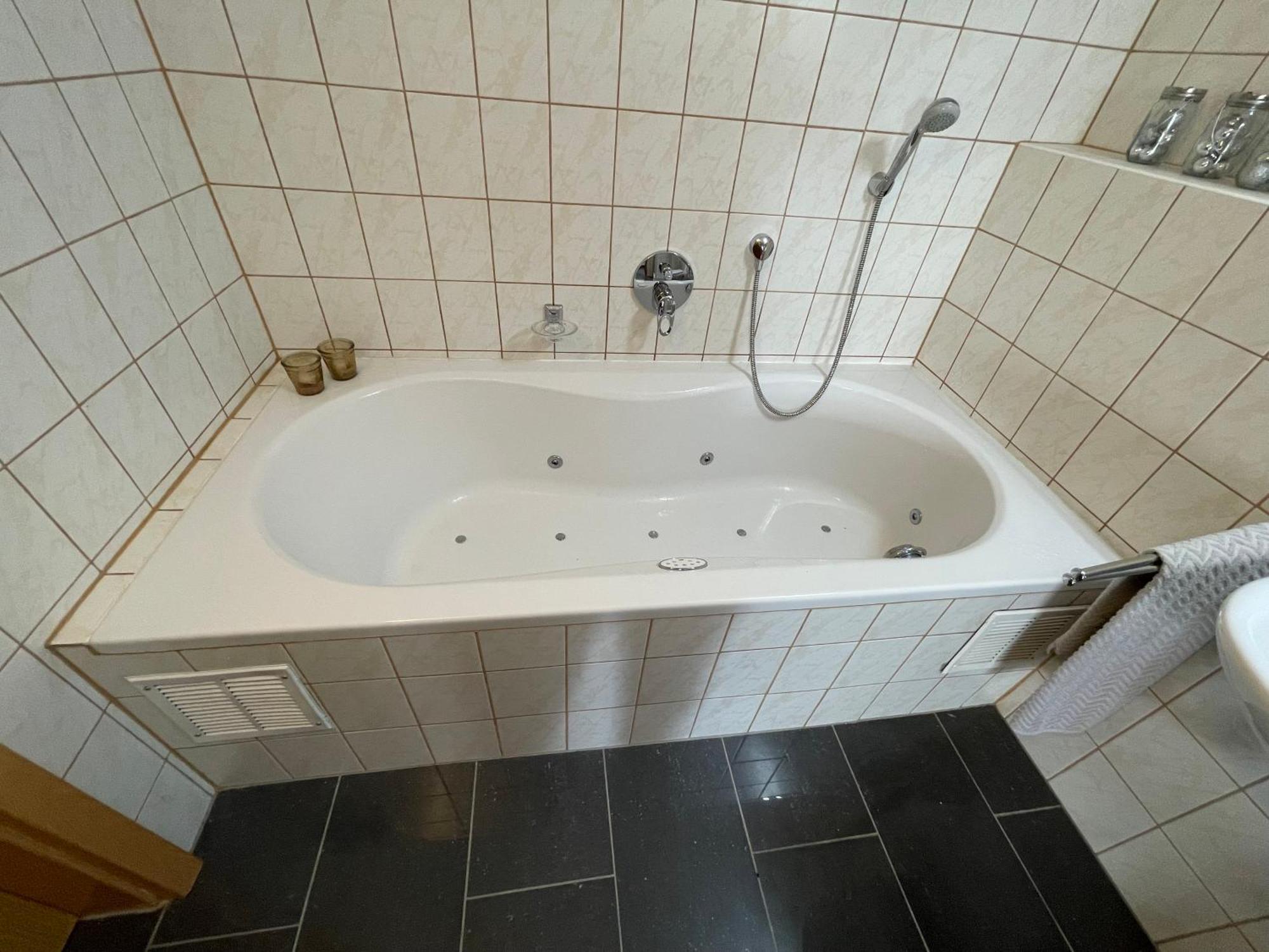 Haus Valentina 1 Apartment Bad Bergzabern Luaran gambar
